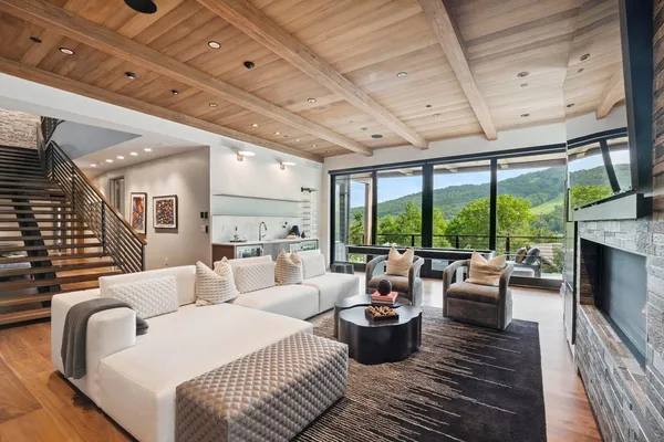 $12,495,000 | 101 Switchback Lane, Stowe, VT 05672