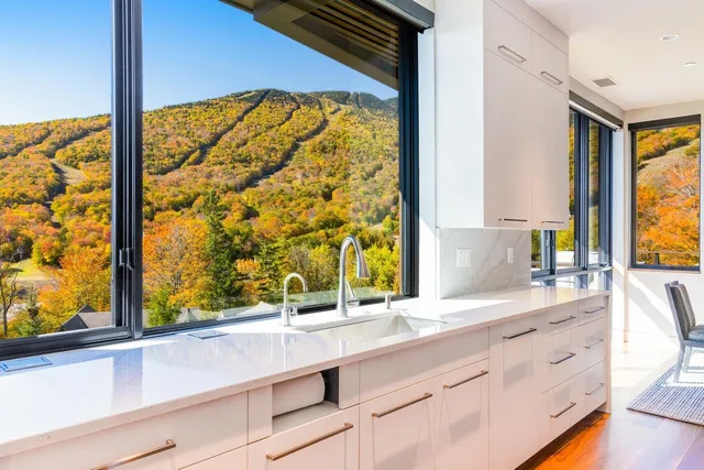 $12,995,000 | 101 Switchback Lane, Stowe, VT 05672