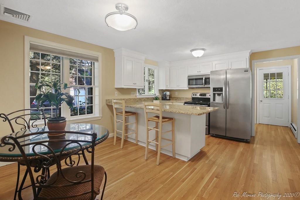 27 Dascomb Road Andover, MA 01810 - Photo 6 of 34 Gallery Image 6