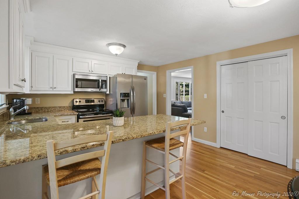 27 Dascomb Road Andover, MA 01810 - Photo 8 of 34 Gallery Image 8