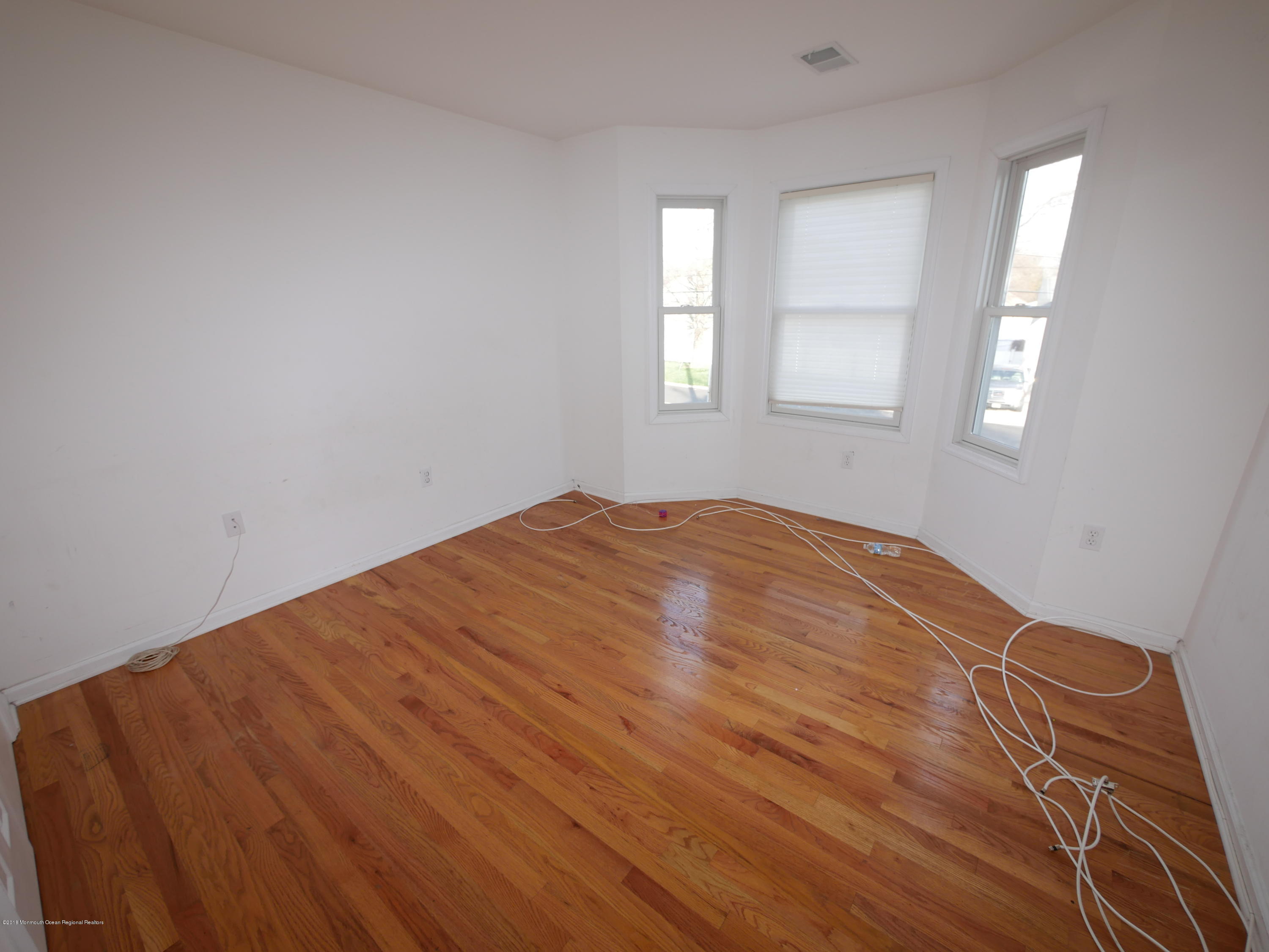 274 County Road Cliffwood, NJ 07721 - Photo 29 of 29 P1000601