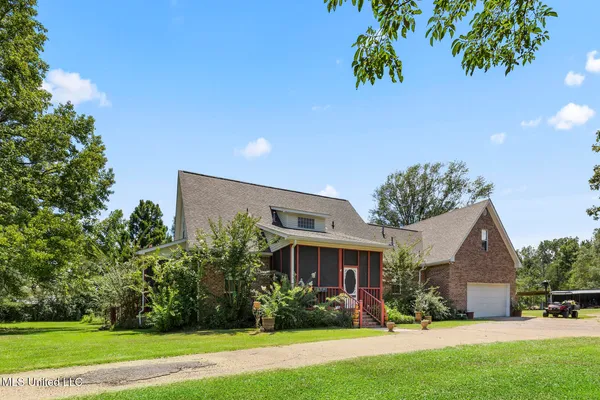 $425,000 | 1313 Ranger Road, Raymond, MS 39154