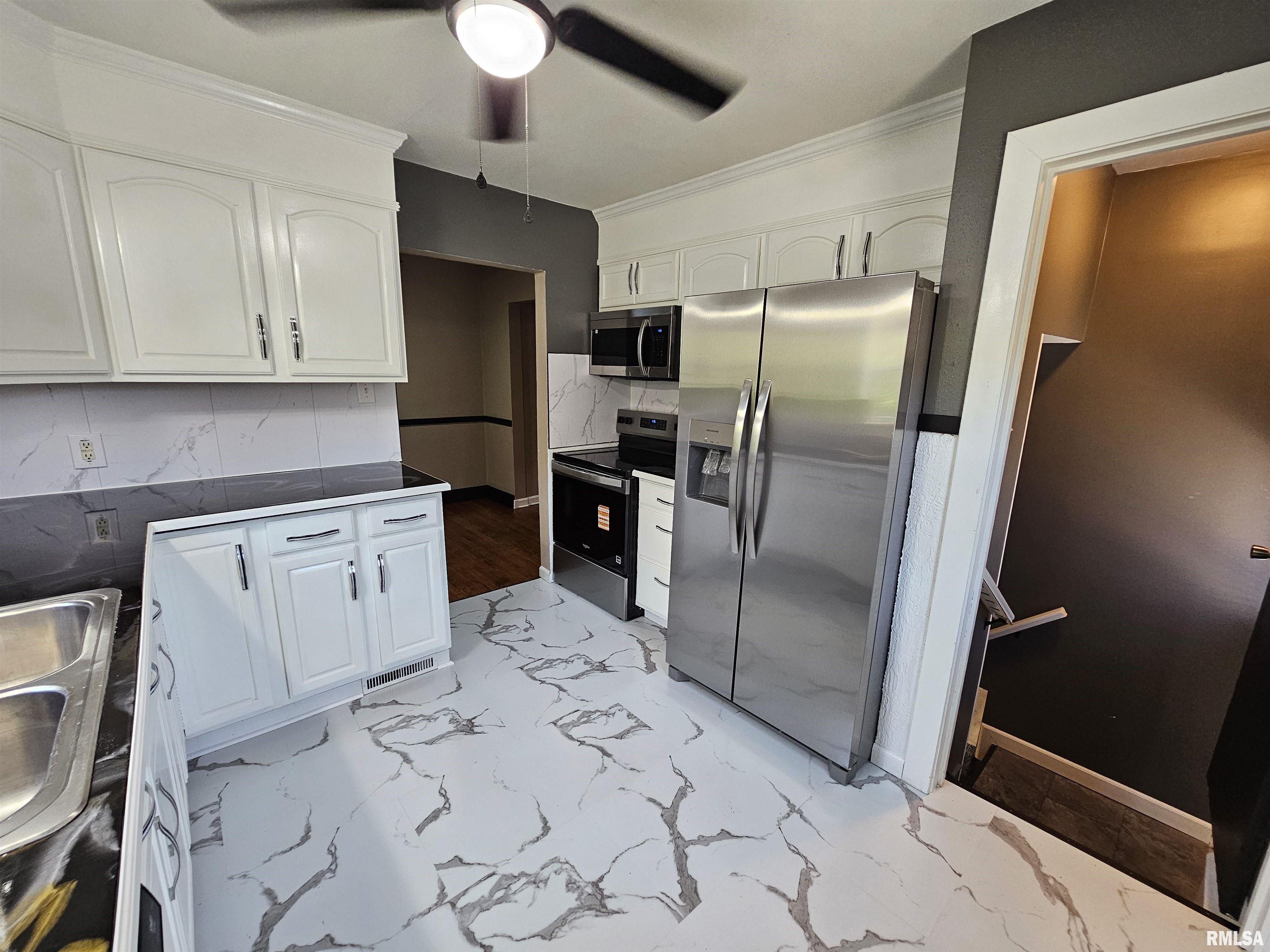 702 South 25th Street Mount Vernon, IL 62864 - Photo 14 of 34