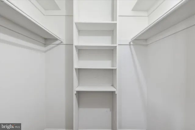 $344,500 | 2255 Castle Rock Square, Unit 21C, Reston, VA 20191