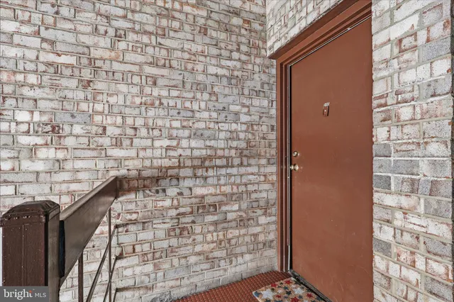 $344,500 | 2255 Castle Rock Square, Unit 21C, Reston, VA 20191