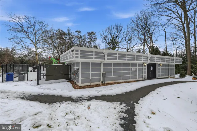 $344,500 | 2255 Castle Rock Square, Unit 21C, Reston, VA 20191