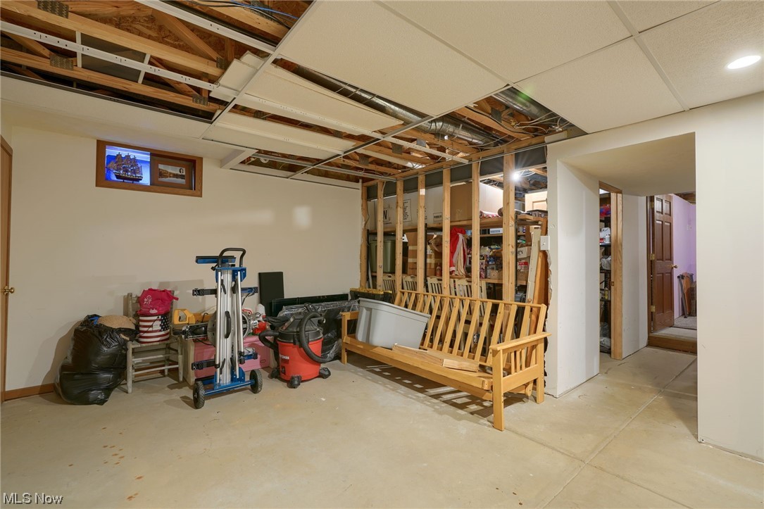 2664 Two Ridge Avenue Lancaster, OH 43130 - Photo 29 of 35 Gallery Image 29