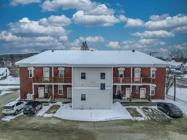 $1,050,000 | 2-6 Perkins Place, Haverhill, NH 03785