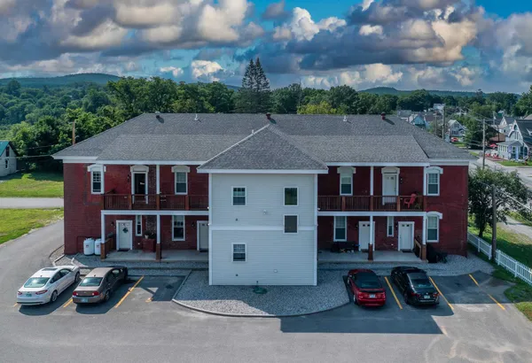 $1,050,000 | 2-6 Perkins Place, Haverhill, NH 03785