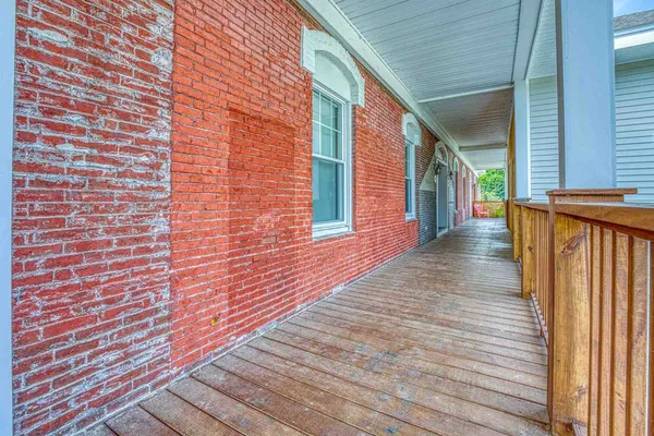 $1,050,000 | 2-6 Perkins Place, Haverhill, NH 03785