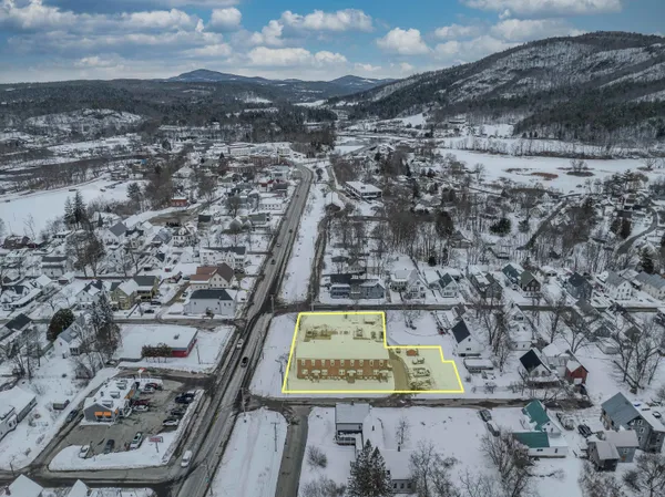 $1,050,000 | 2-6 Perkins Place, Haverhill, NH 03785