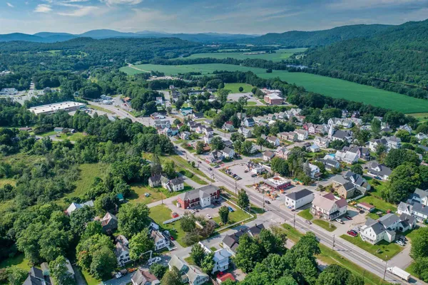 $1,050,000 | 2-6 Perkins Place, Haverhill, NH 03785
