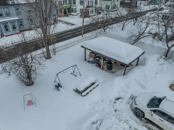 $1,050,000 | 2-6 Perkins Place, Haverhill, NH 03785