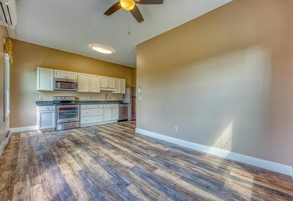 $1,050,000 | 2-6 Perkins Place, Haverhill, NH 03785