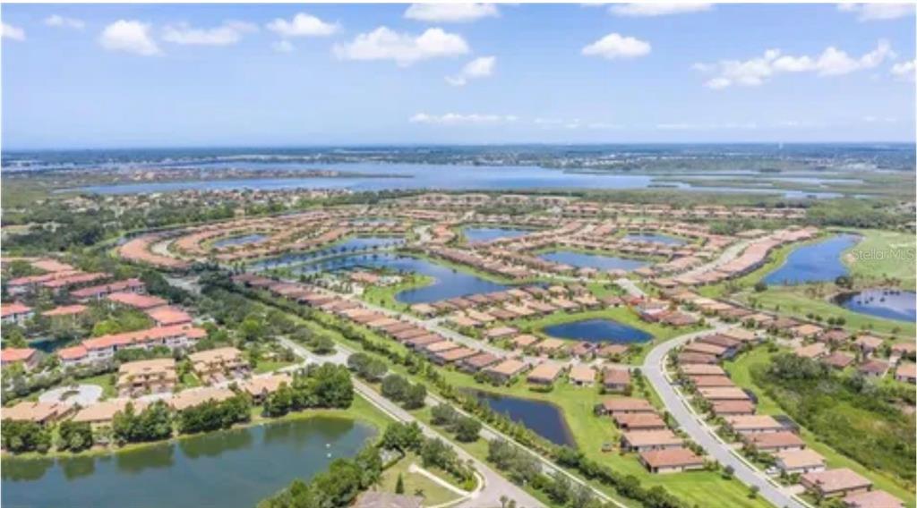 6914 Quiet Creek Drive Bradenton, FL 34212 - Photo 3 of 31 an aerial view of a city