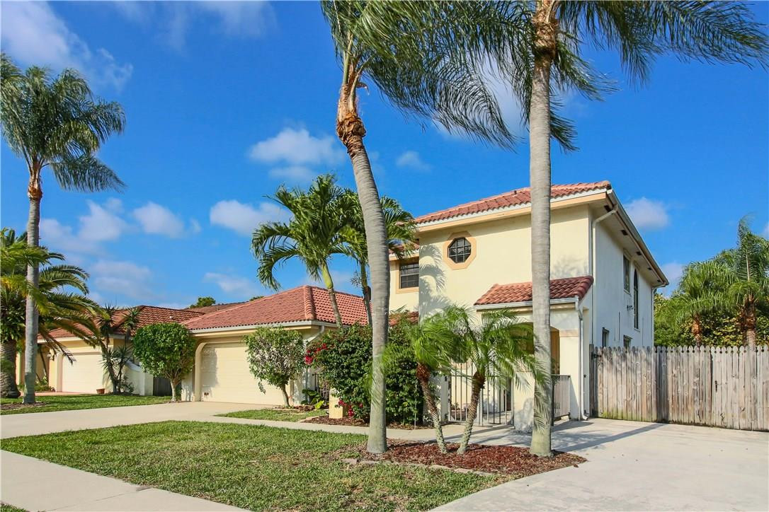 7319 Texas Trail Boca Raton, FL 33487 - Photo 2 of 33 Photo 2