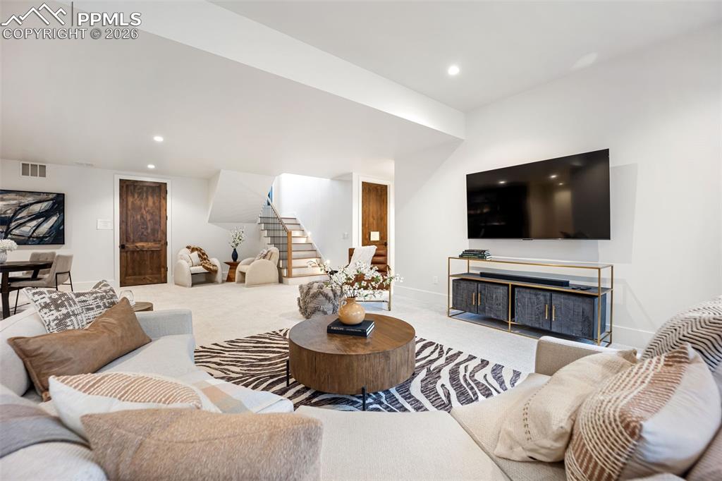 10 5th Street Colorado Springs, CO 80906 - Photo 27 of 45