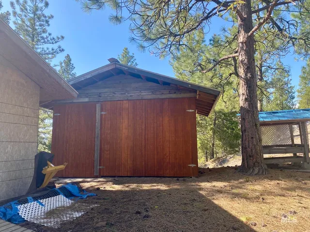 $199,000 | 37 Stanley Drive, Cascade, ID 83611