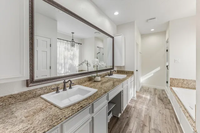 $764,900 | 57 Cascade Springs Place, The Woodlands, TX 77381