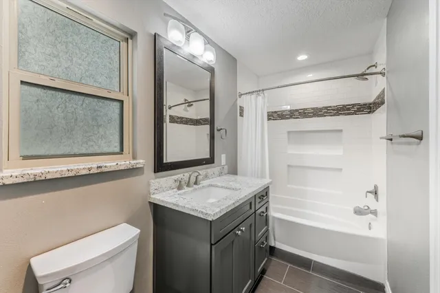 $764,900 | 57 Cascade Springs Place, The Woodlands, TX 77381