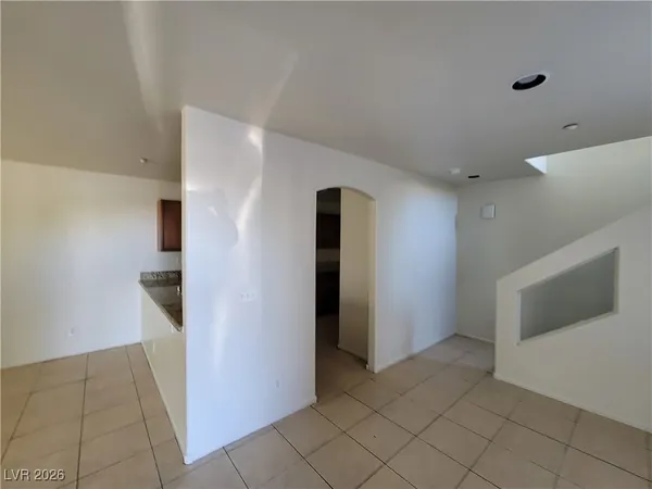 $1,550 | 9157 Desirable Court, Las Vegas, NV 89149