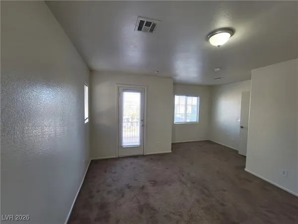 $1,550 | 9157 Desirable Court, Las Vegas, NV 89149