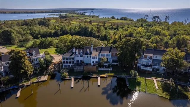 $275,000 | 8 Place Lafitte, Unit 8, Madisonville, LA 70447