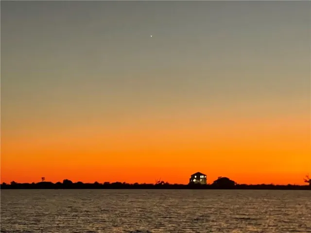 $275,000 | 8 Place Lafitte, Unit 8, Madisonville, LA 70447