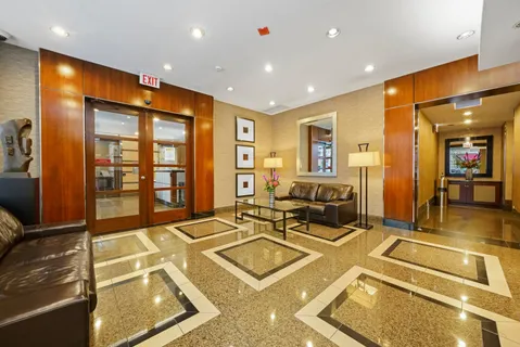 $375,000 | 30 East Huron Street, Unit 1904, Chicago, IL 60611