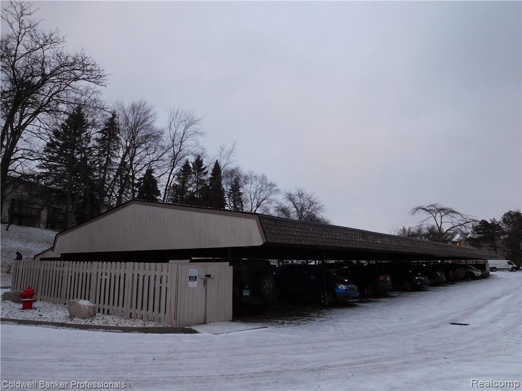 1695 Riverside Drive Rochester Hills, MI 48309 - Photo 16 of 18