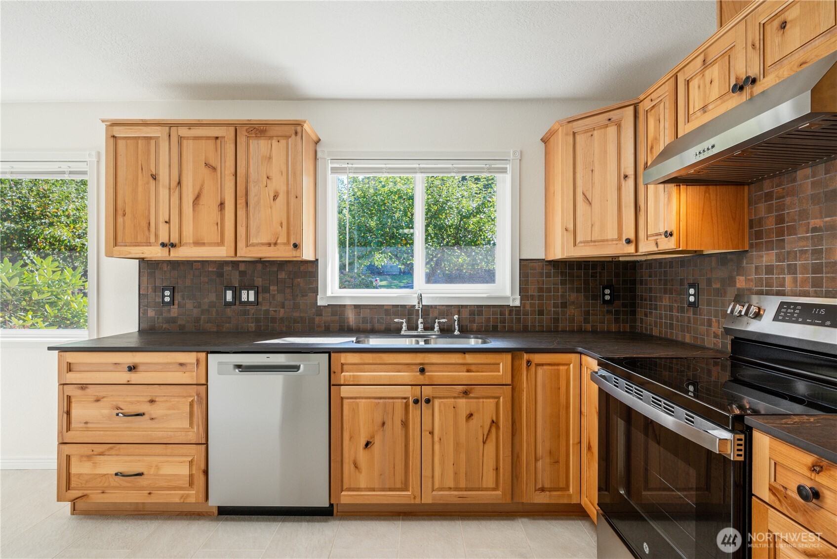 2949 Laurel Road Longview, WA 98632 - Photo 11 of 39 Gallery Image 11