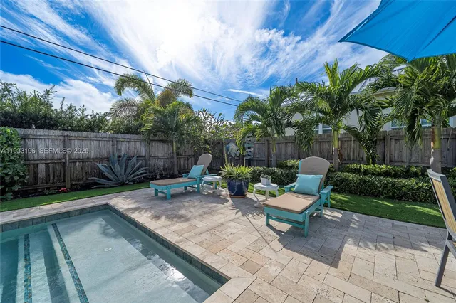 $1,250,000 | 2832 Northeast 34th Street, Lighthouse Point, FL 33064