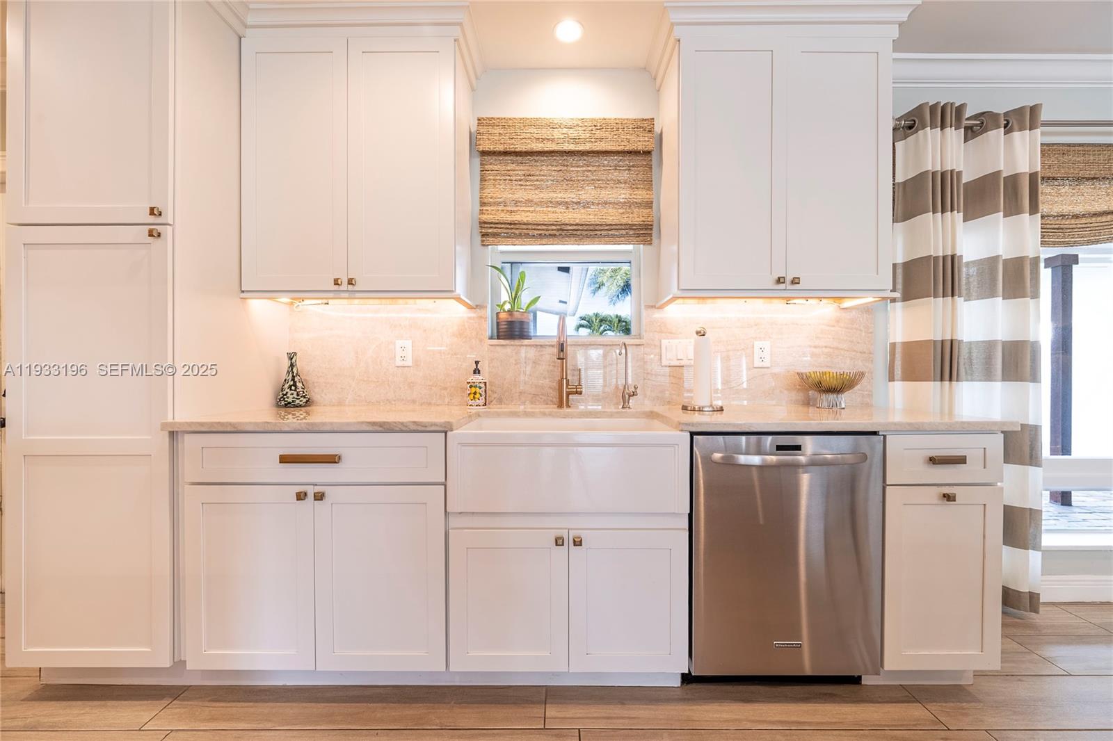 2832 Northeast 34th Street Lighthouse Point, FL 33064 - Photo 23 of 53