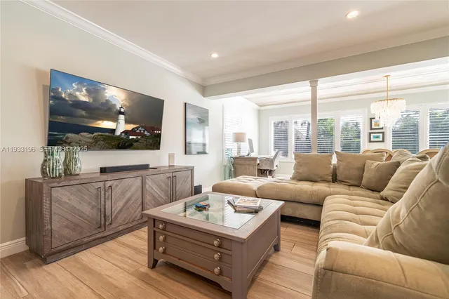 $1,250,000 | 2832 Northeast 34th Street, Lighthouse Point, FL 33064