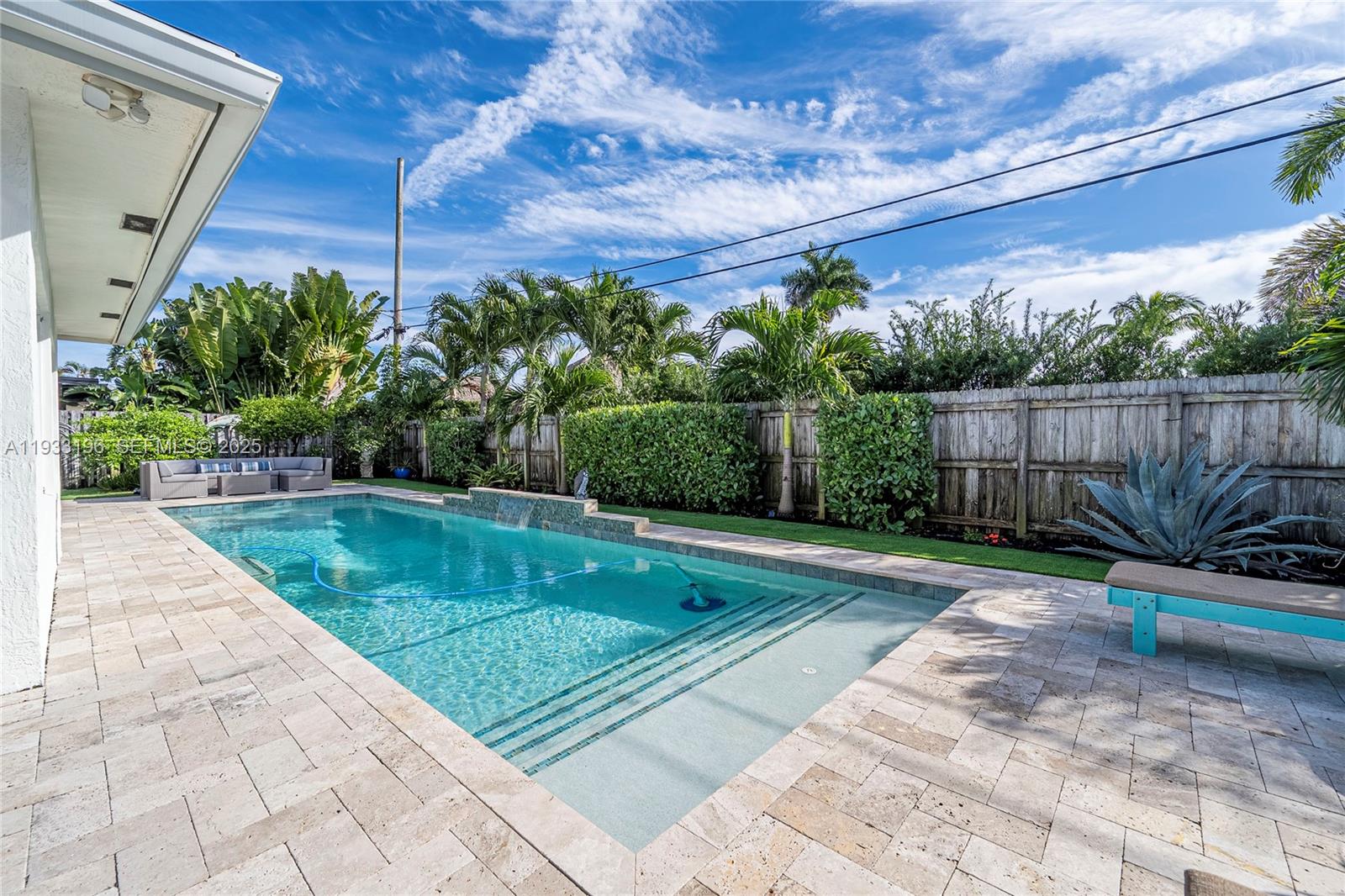 2832 Northeast 34th Street Lighthouse Point, FL 33064 - Photo 10 of 53