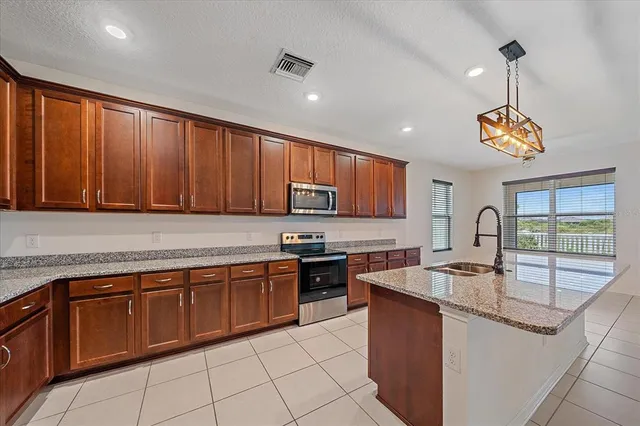 $2,600 | 4807 Windy Hammock Way, Palmetto, FL 34221