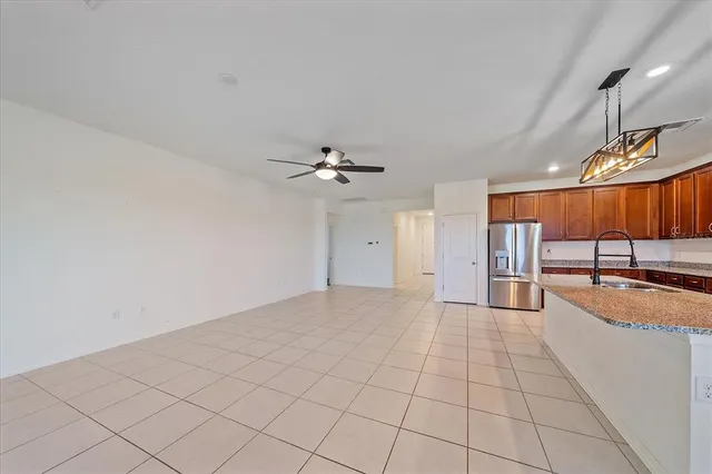 $2,600 | 4807 Windy Hammock Way, Palmetto, FL 34221