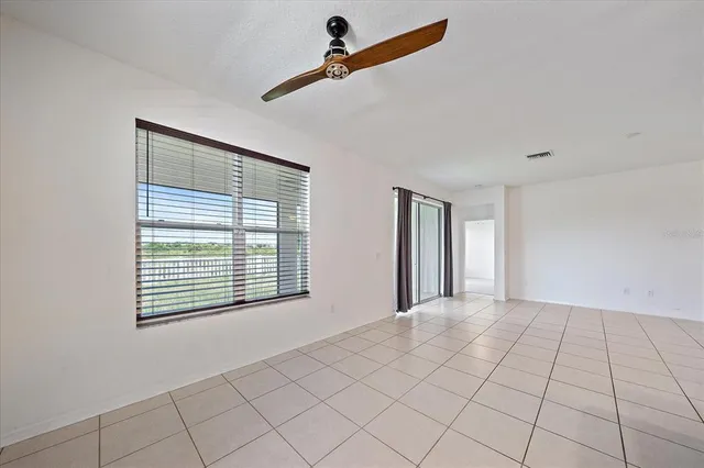 $2,600 | 4807 Windy Hammock Way, Palmetto, FL 34221