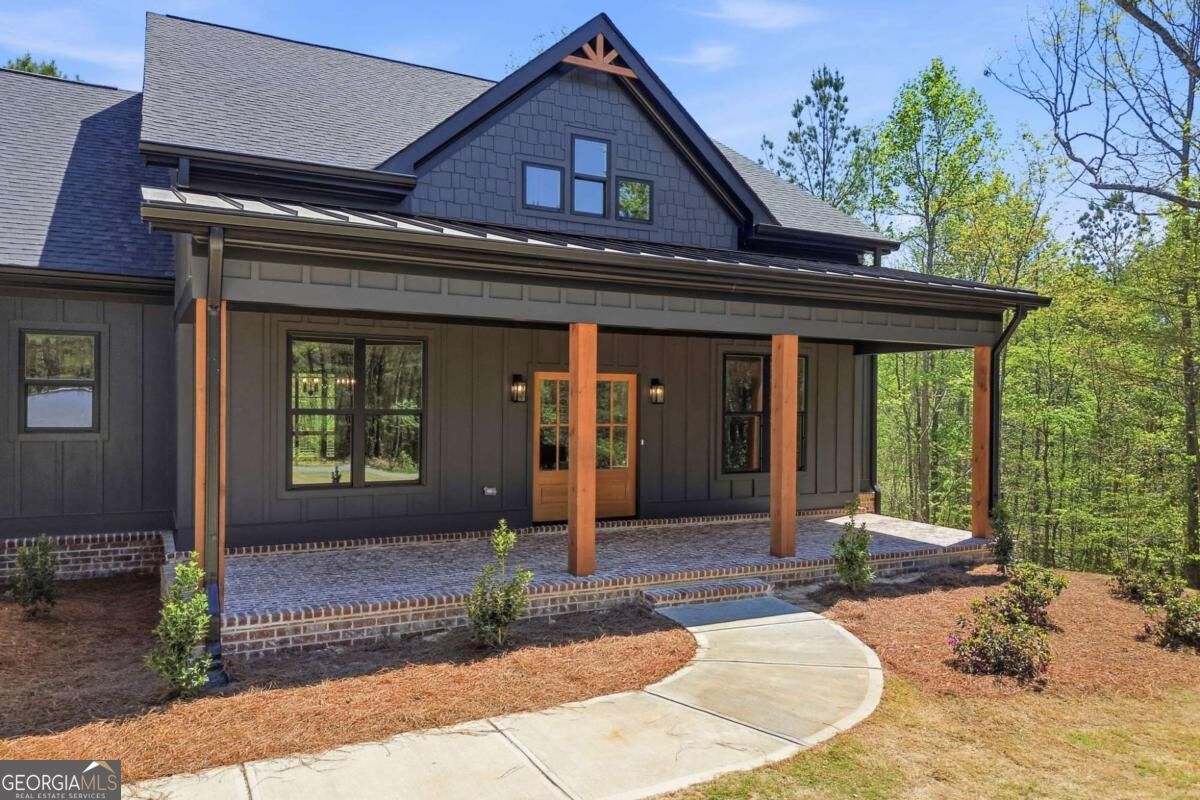 0 Cliffs Street Dalton, GA 30721 - Photo 2 of 20 Photos shown are of a model home. Actual finishes may vary, and some features shown may be available as upgrades for an additional cost.