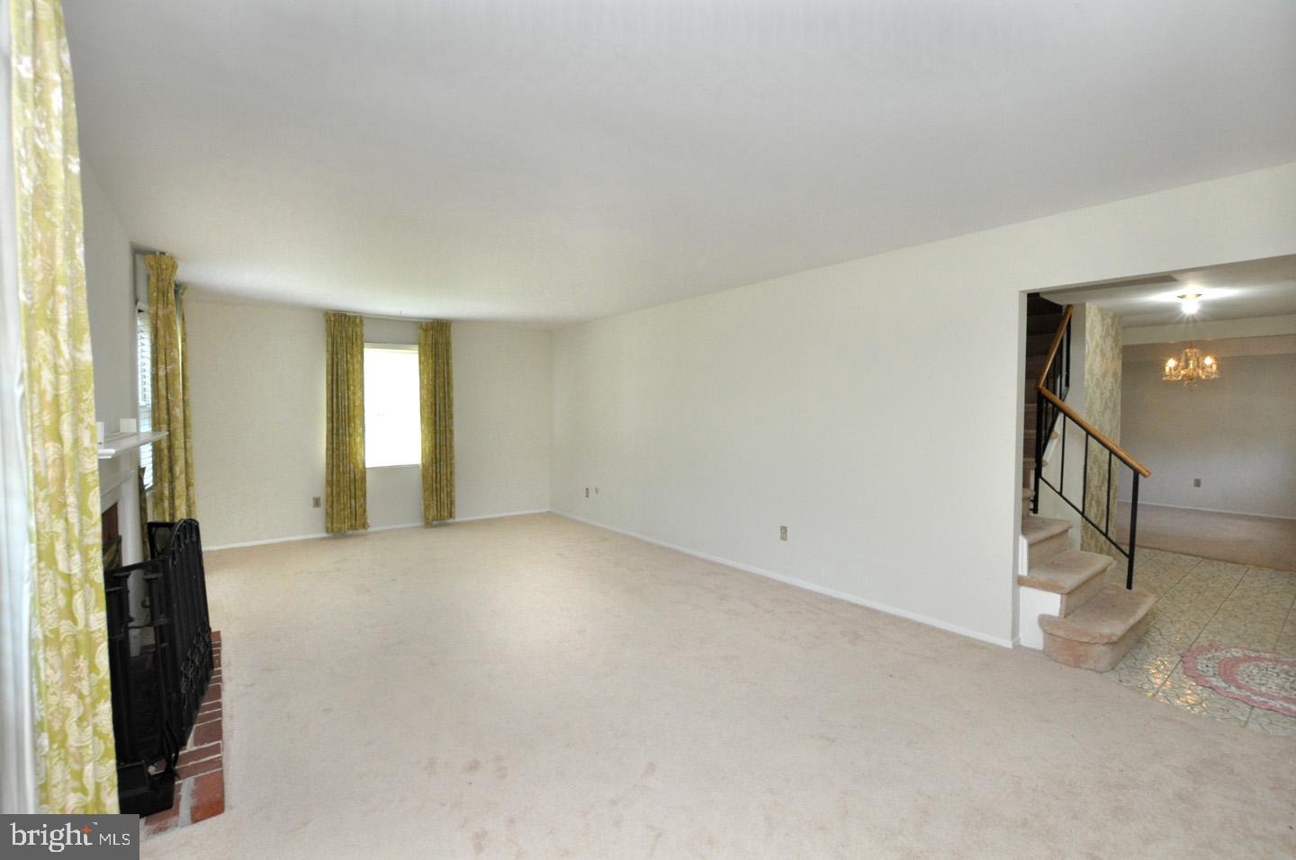 9 Terrell Lane Willingboro, NJ 08046 - Photo 7 of 35