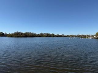 7127 Peninsular Drive New Port Richey, FL 34652 - Photo 4 of 22