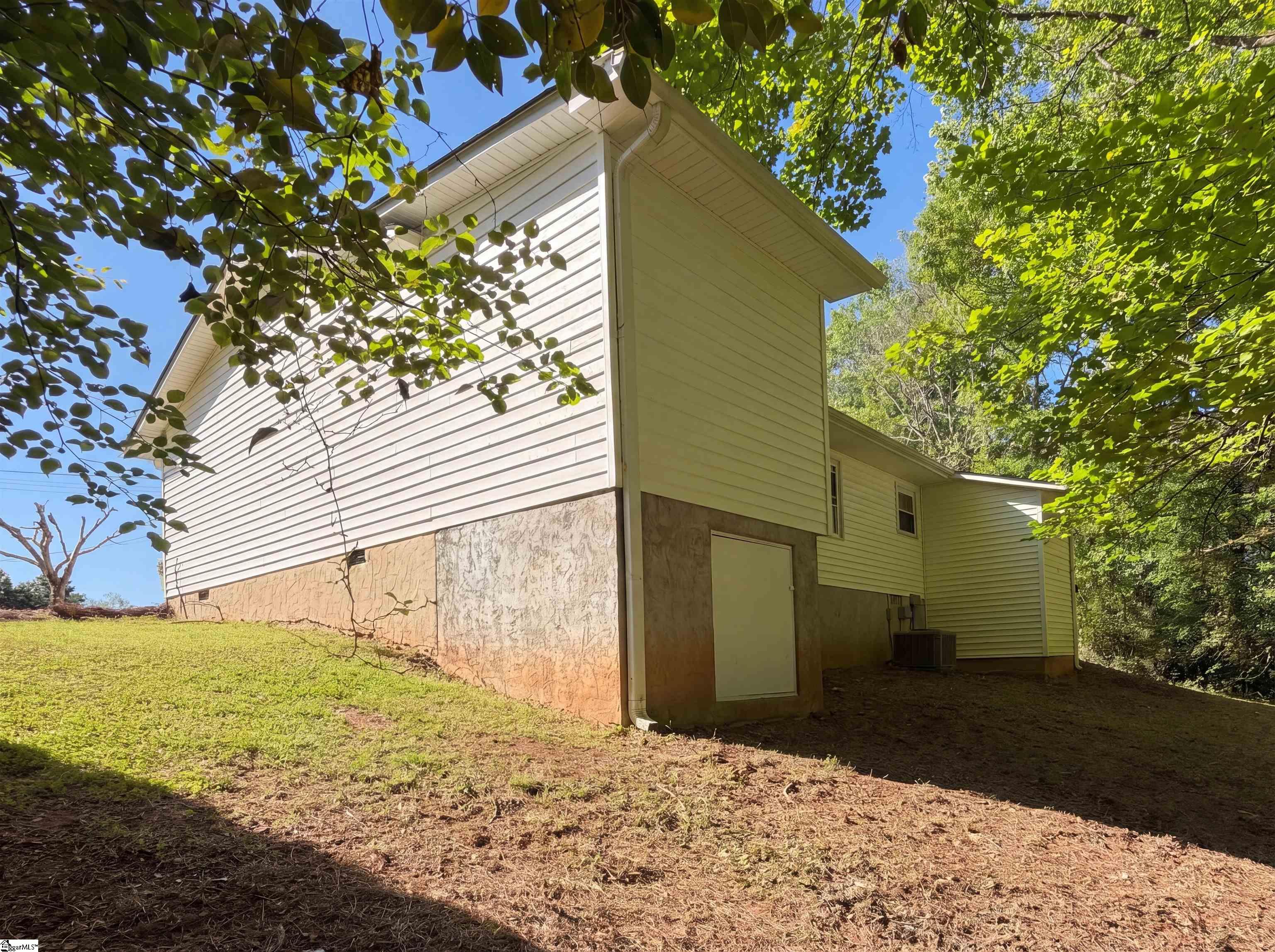 272 Wolfe Lane Inman, SC 29349 - Photo 16 of 19 Gallery Image 16