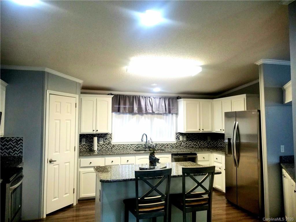149 Hub Carpenter Road Bessemer City, NC 28016 - Photo 5 of 47 Gallery Image 5
