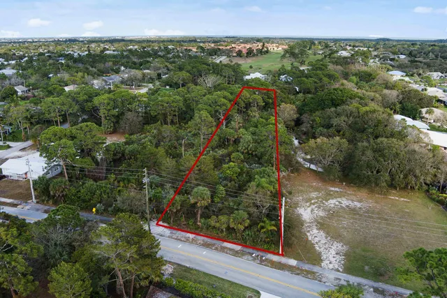 $239,000 | 4975 Southeast Manatee Cove Road, Stuart, FL 34997