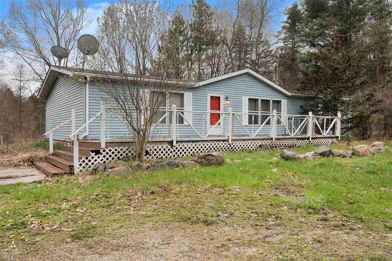 1850 McKail Road Leonard, MI 48367 - Photo 2 of 34