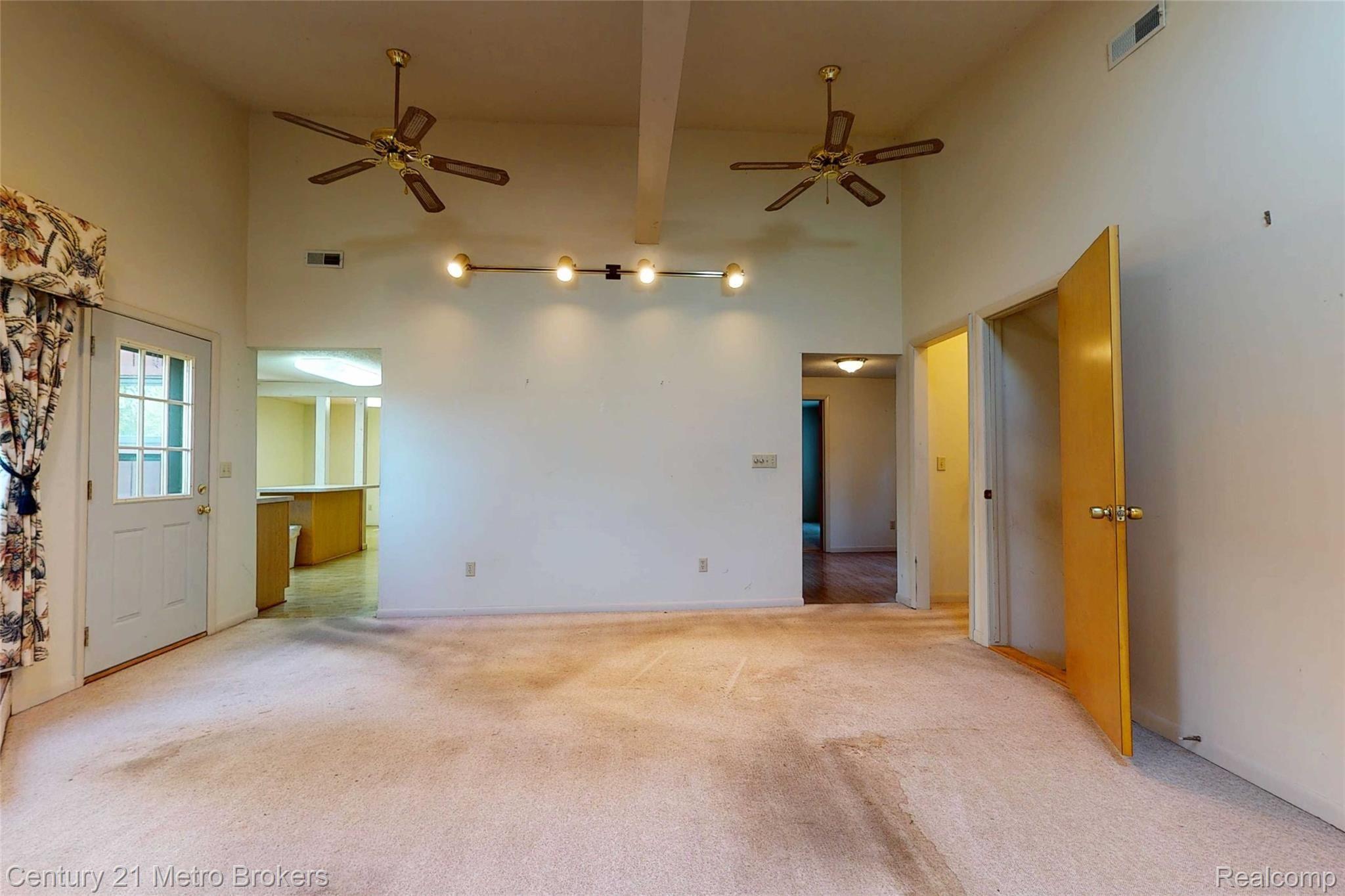 7475-E-Atherton-Rd-4 Family Room.jpg
