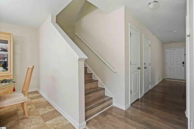 $275,000 | 743 Cannonsburg Drive, Duncan, SC 29334