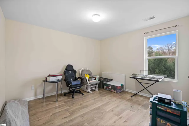 $275,000 | 743 Cannonsburg Drive, Duncan, SC 29334