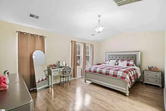 $275,000 | 743 Cannonsburg Drive, Duncan, SC 29334