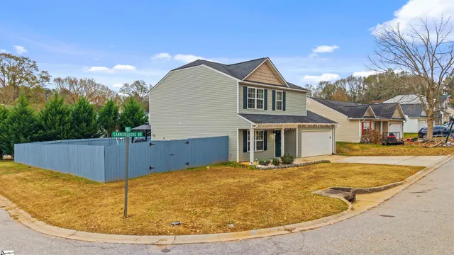 $275,000 | 743 Cannonsburg Drive, Duncan, SC 29334